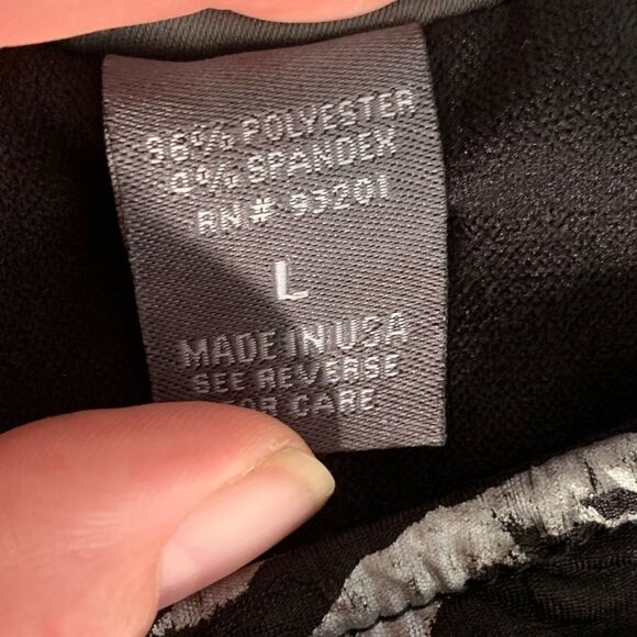 $5 add on item. Dots fitted cocktail dress size L - Picture 11 of 11